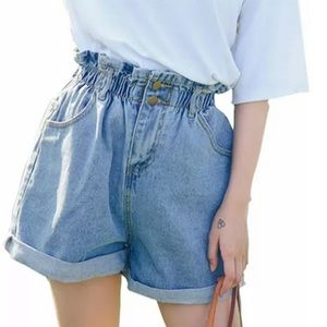 High waisted denim short with rolled cuffs (NWOT)